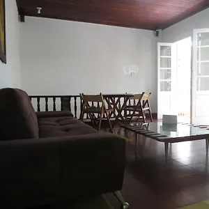 hostal-casa-prado.colombiamedellinhotels.com/